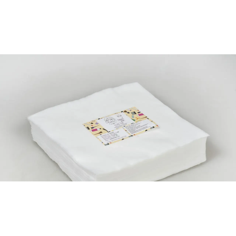 Серветки в пачці зі спанлейсу Panni Mlada 15х15 см (100 шт./пач) текстура гладка.